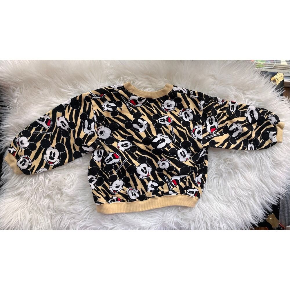 Vintage Mickey Mouse sweater